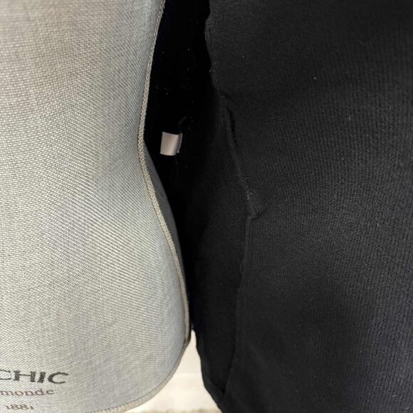 St. John Collection by Marie Gray Women’s Size 16 Knit Button Cardigan Sweater - Picture 8 of 13